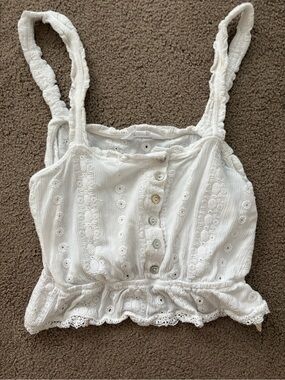 BB Dakota by Steve Madden White Eyelet Button-Front Cropped Cami